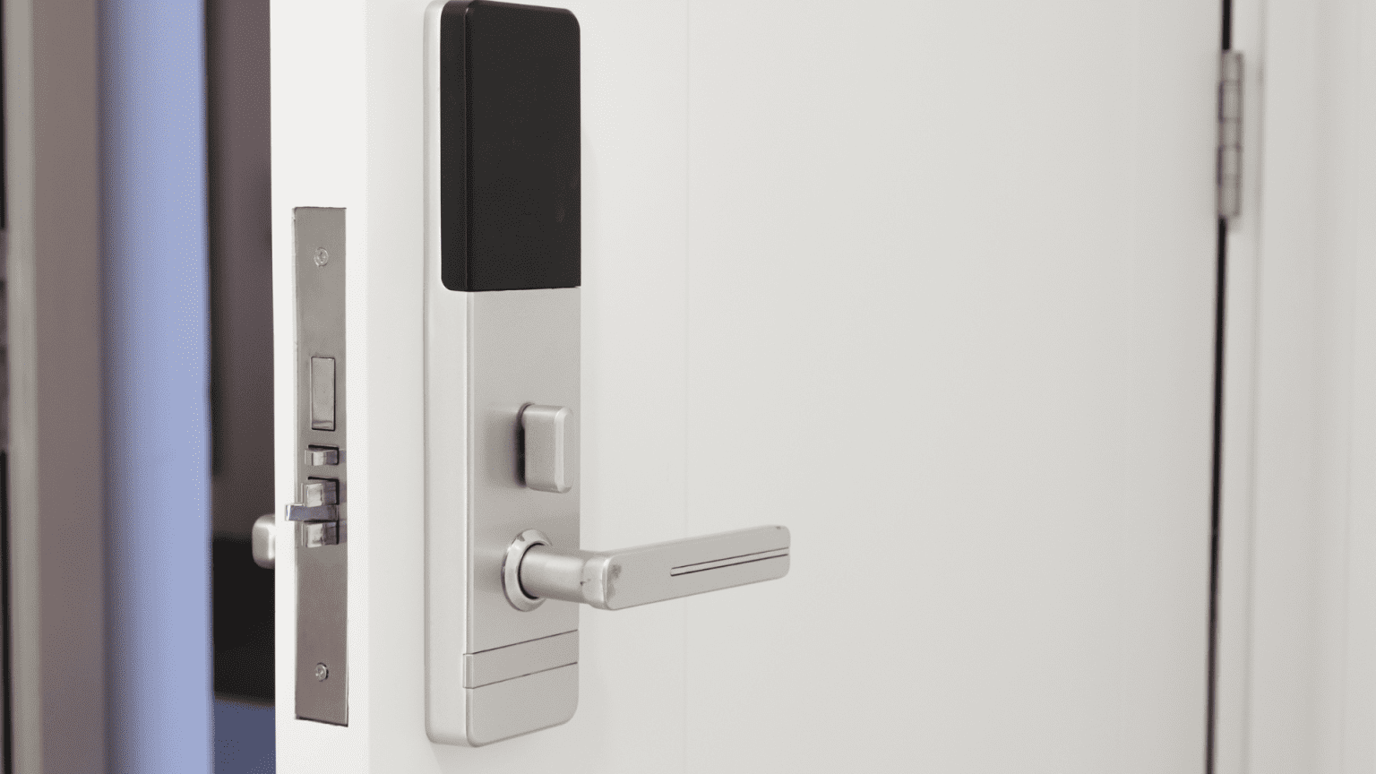 Magnetic Lock vs Electric Strike Lock | 2M Technology