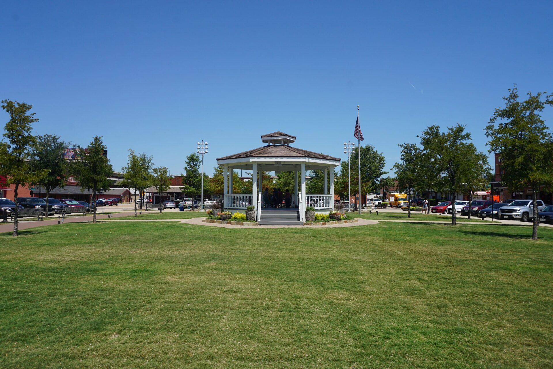 Carrollton July 2019 09 Carrollton Square scaled
