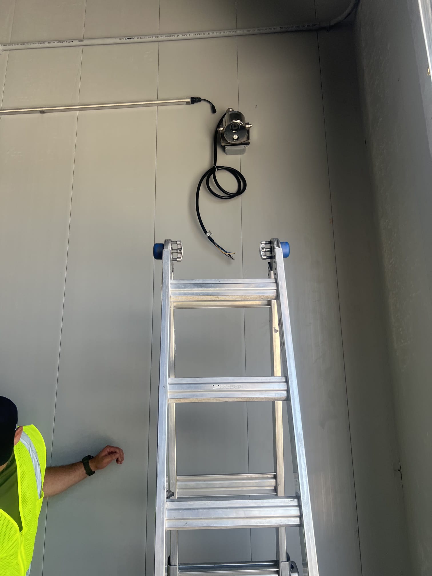 2MEB04-IP4K explosion proof camera installation inside car wash tunnel Garland TX